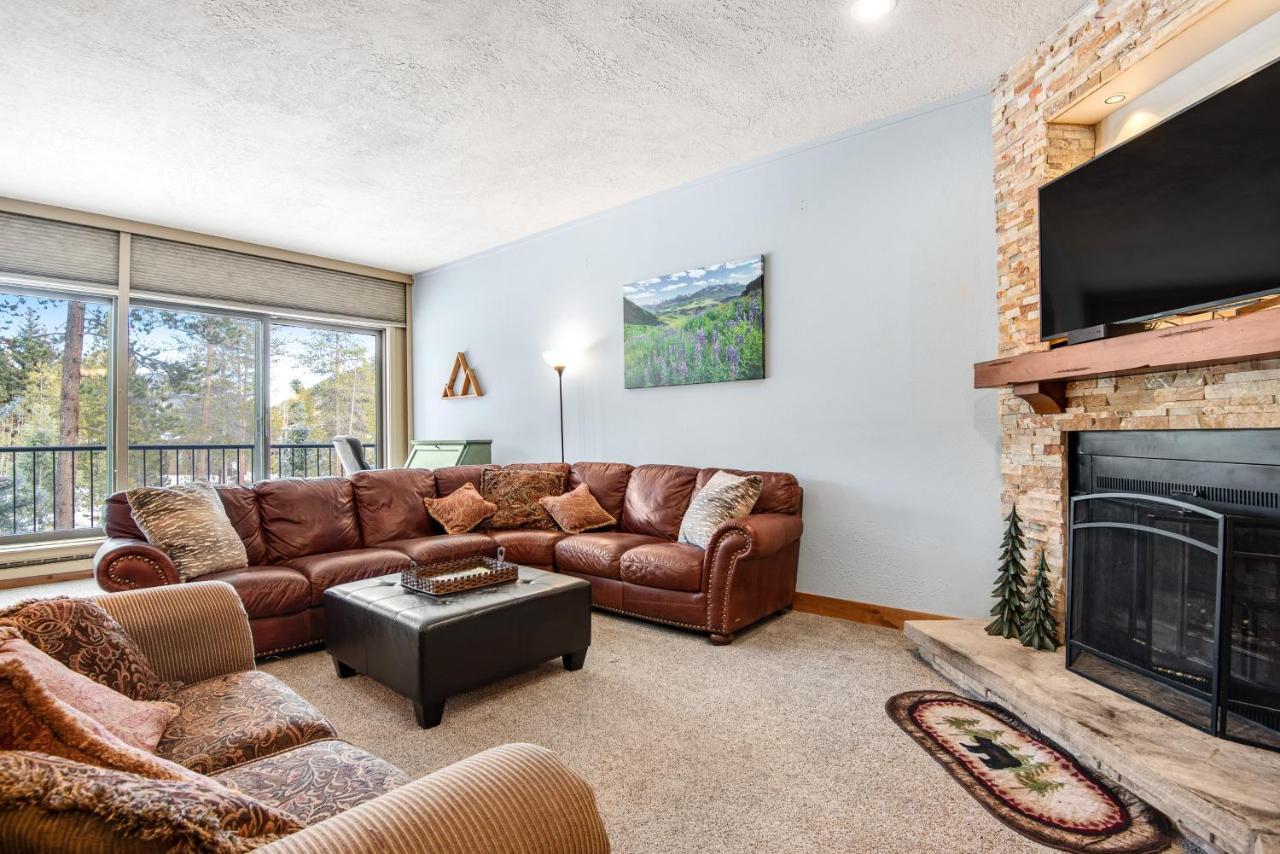 The Pines Condos キーストーン エクステリア 写真