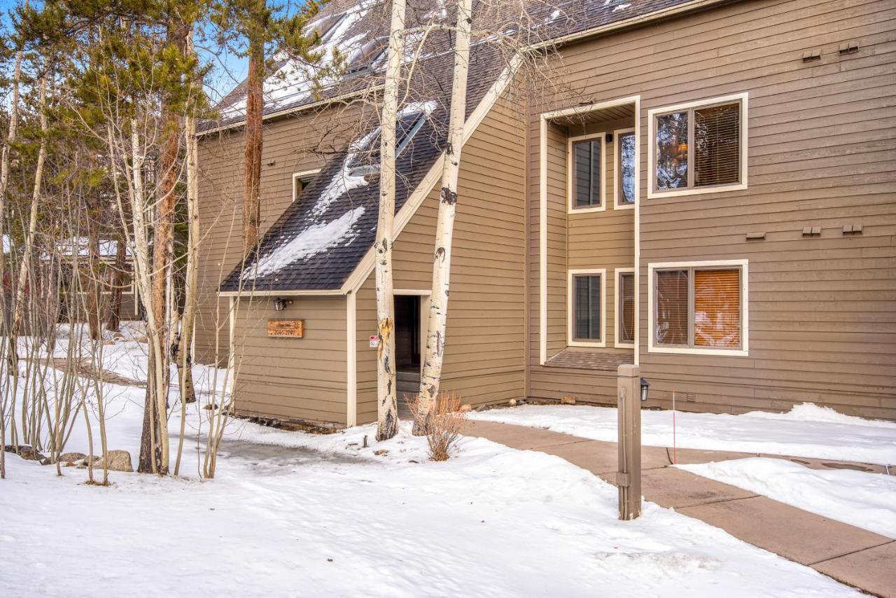 The Pines Condos キーストーン エクステリア 写真