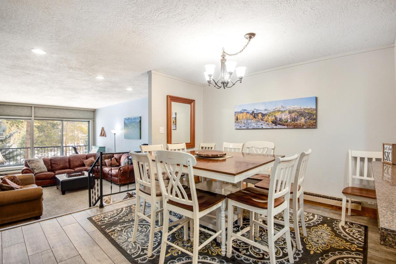 The Pines Condos キーストーン エクステリア 写真